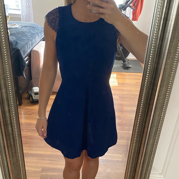 Small Blue cocktail dress from Francesca’s. - Picture 4 of 12